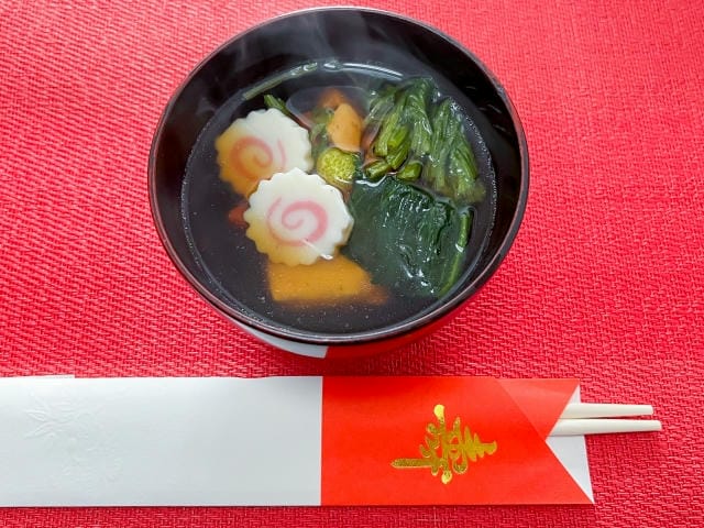 お雑煮はいつ作るのがいい？当日の手間を減らすスケジュールや仕込み
