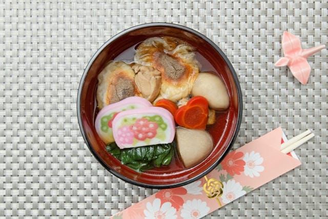 お雑煮に玉ねぎを入れるのはあり？入れる利点と調理時の注意点